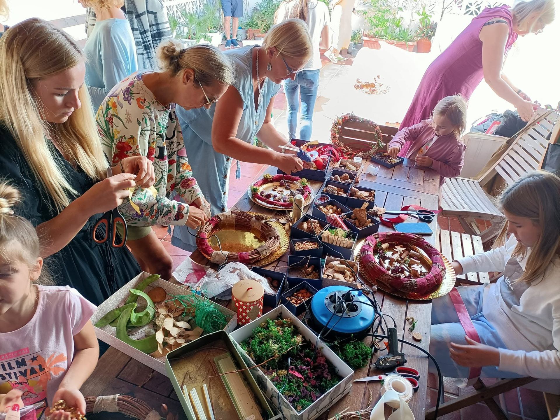 Family wreath-making workshop at the library